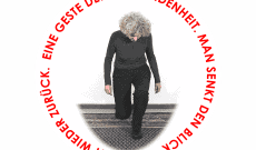 Wir mussten noch knicksen, 2024-2026, C-Prints auf Alu-DiBond, je 42 cm Durchmesser (oder größer)